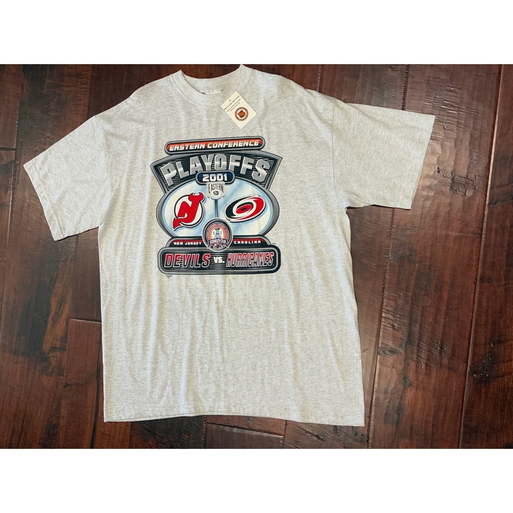 Vntg NWT Majestic tg T-Shirt Mens XL Gray 2001 NHL Playoffs Devils vs Hurricanes